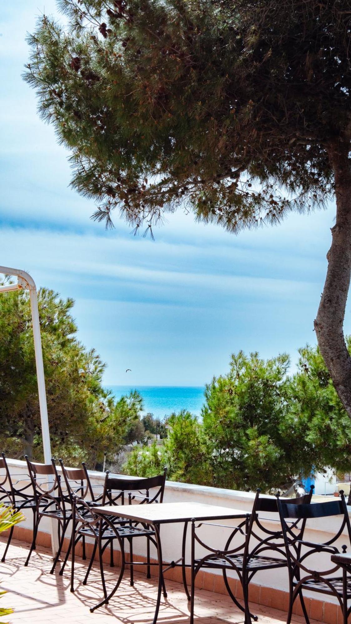 Hotel Sinuessa Terme モンドラゴーネ エクステリア 写真